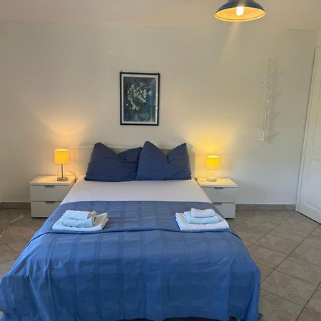 Mediterranes Ferienhaus M. Terrasse Вели-Лошинь Экстерьер фото